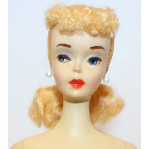 1976 Supersize Barbie 18